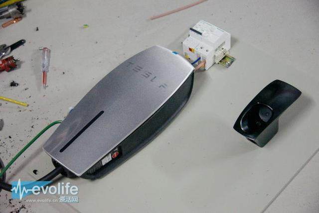 入手Model S的最后一步 特斯拉如何给家庭装上充电桩